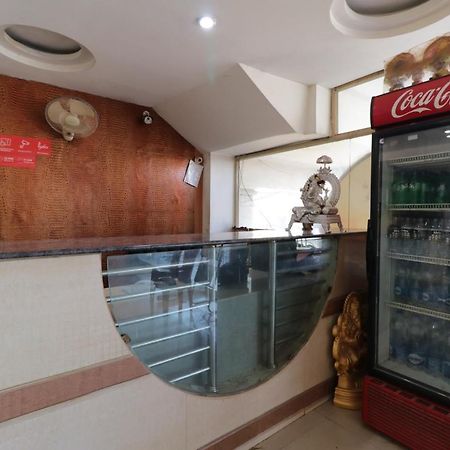 Oyo 29259 Hotel Rama Royal Nellore Exterior foto